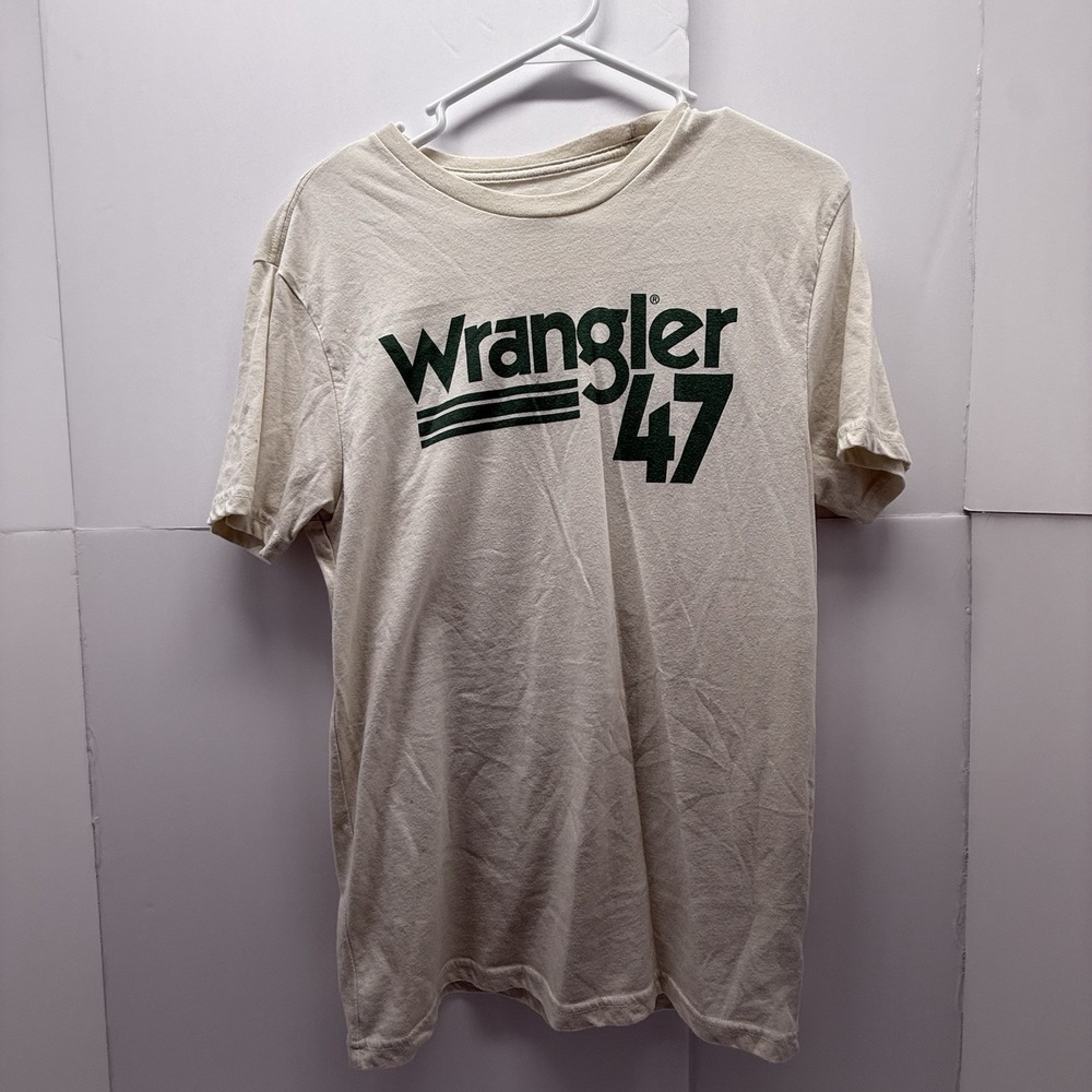 white and green detailed wrangler shirt size medium short sleeve